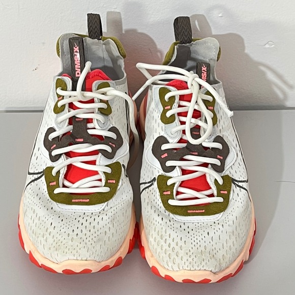 Women's Nike NSW React Vision Summit White Siren Red Ironstone Size 9 - Picture 2 of 6